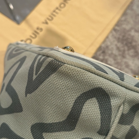 Preowned Louis Vuitton Tahitienne Limited Edition Tote - Picture 15 of 15